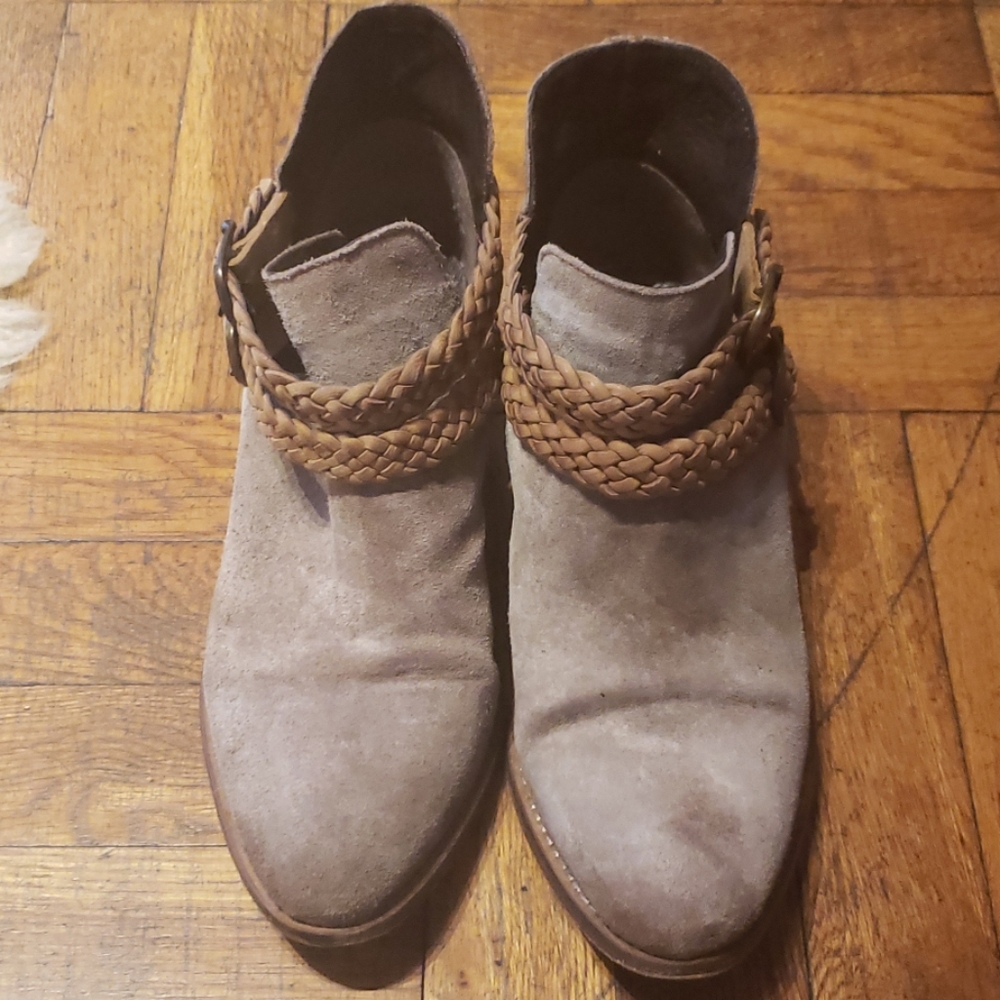 Rebel shoes